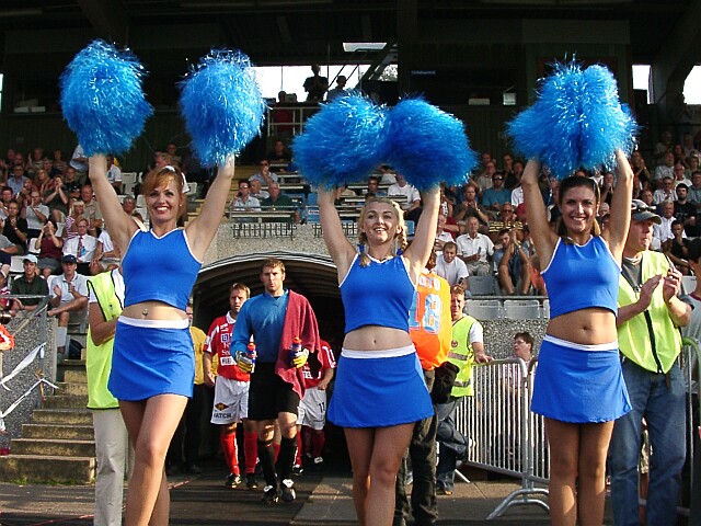 Ford Cheerleaders